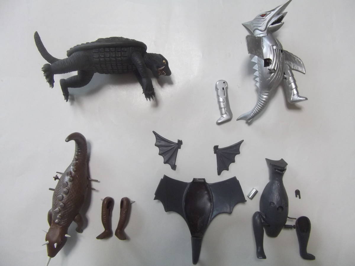 日本限定 日東化学歩く怪獣シリーズより【超音波怪獣ギャオス/冷凍怪獣バルゴン/深海怪獣ジグラ】強力ゼンマイ付/組立・塗装済/大映映画おまけガメラ ゴジラ 日本限定 日東化学歩く怪獣シリーズより【超音波怪獣ギャオス/冷凍怪獣バルゴン/深海怪獣ジグラ】強力ゼンマイ付/組立・塗装済/大映映画おまけガメラ ゴジラ