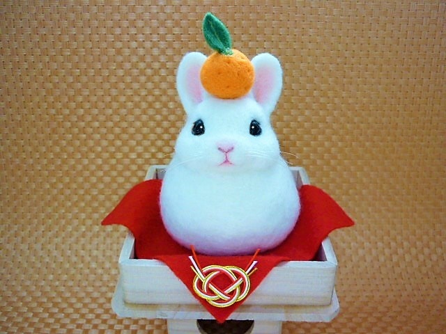 Yahoo!オークション - お正月 鏡餅 ハンドメイド 羊毛フェルト Yahoo!オークション - お正月 鏡餅 ハンドメイド 羊毛フェルト