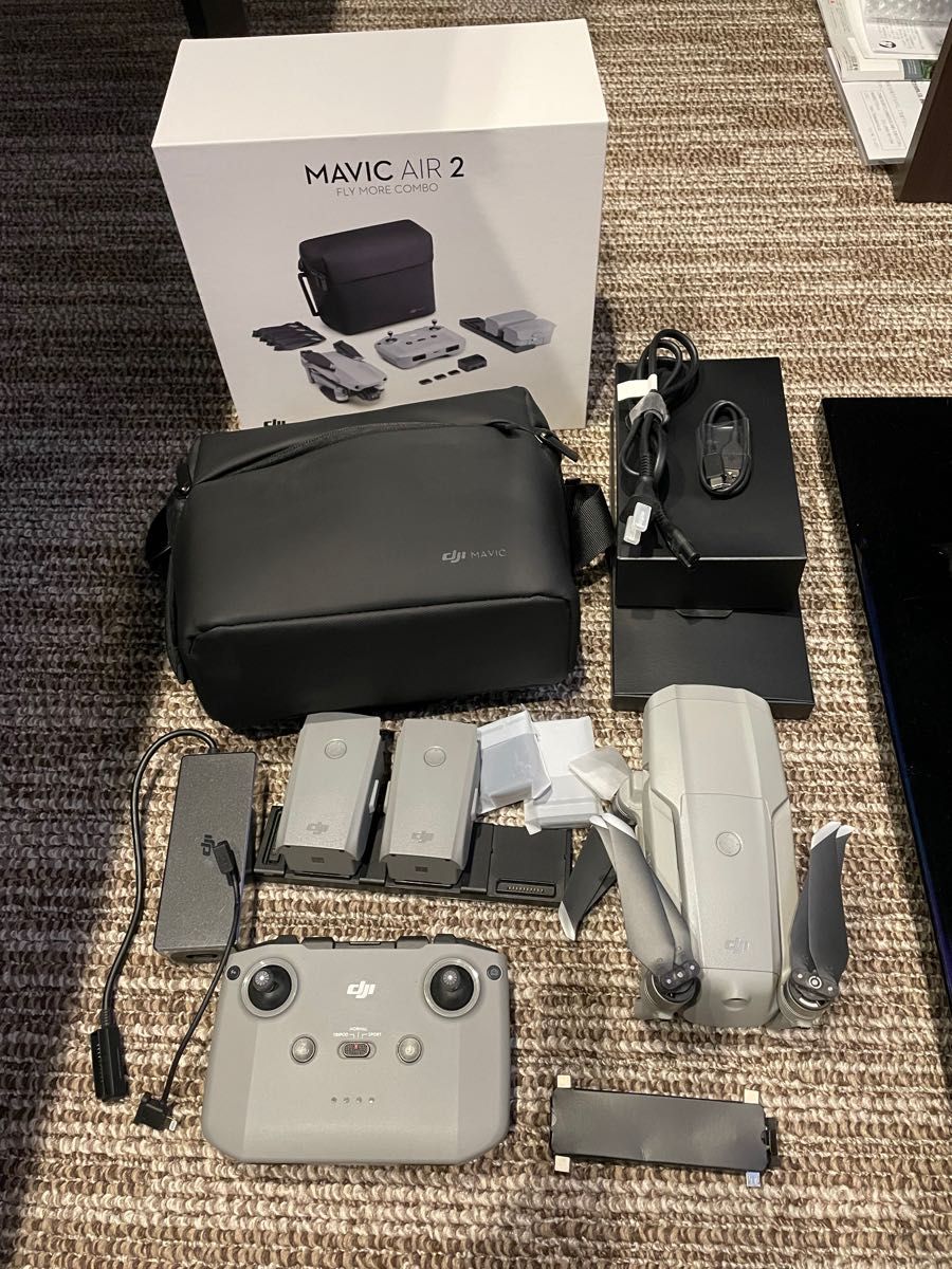 中古美品　DJI Mavic Air2 Fly More Combo マービックエアー2 ドローン