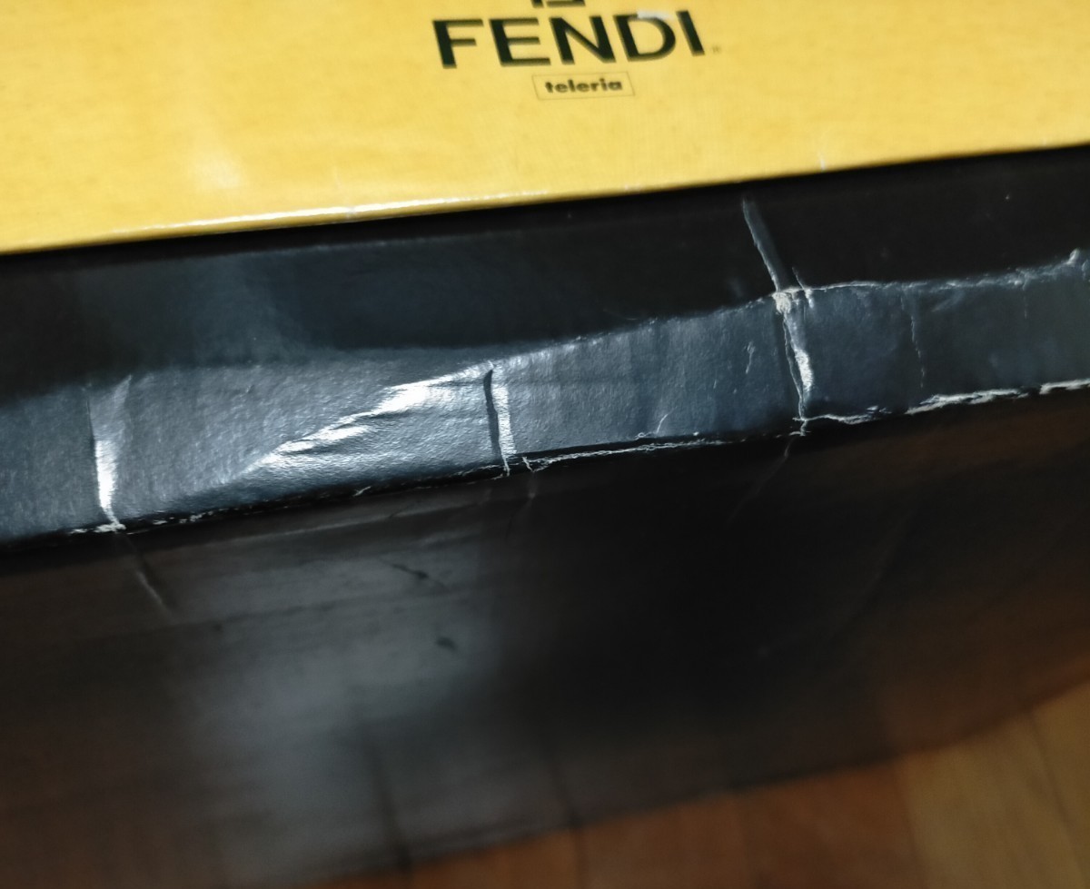 フェンディ 綿毛布 FENDI ズッカ|Yahoo!フリマ(旧PayPayフリマ) フェンディ 綿毛布 FENDI ズッカ|Yahoo!フリマ(旧PayPayフリマ)