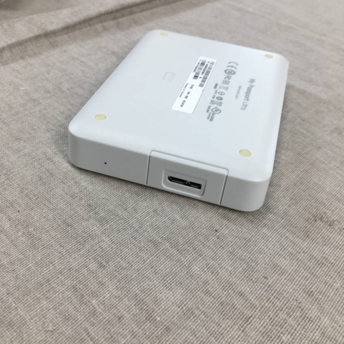 現状品 WD HDD ポータブルハードディスク 2TB My Passport Ultra