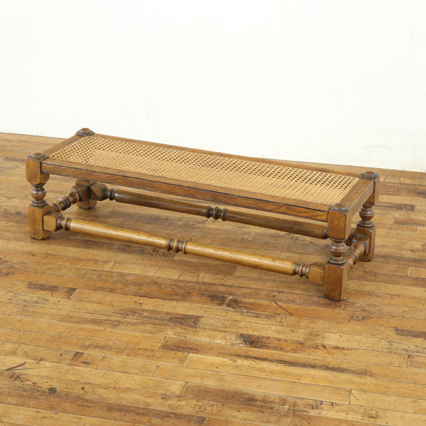 英国アンティーク　ラゲッジテーブル　荷物を仮置きするようなテーブル　籐張りのおしゃれなデザイン　アンティークフレックス　58118