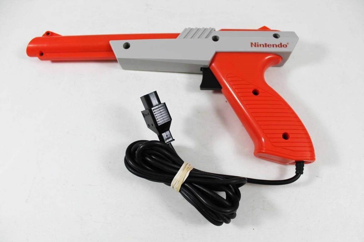 海外限定版 海外版 ファミコン Nintendo NES Orange Light Zapper Gun ザッパー ニンテンドー