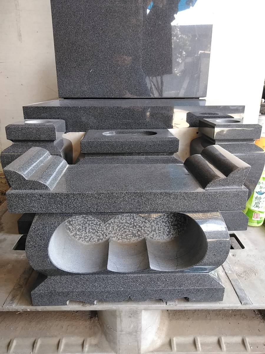 中国山崎御影石和型墓石☆1尺角☆発送☆個人配達引取限定