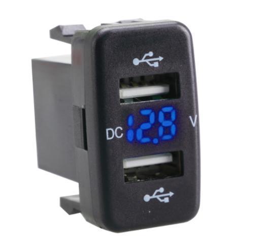 新品】トヨタBタイプ ダイハツ USBポート ブルーLED 急速充電 電圧表示
