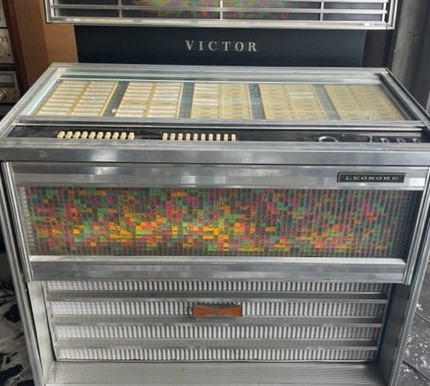 VICTOR Japan Victor JB-3800 juke box electrification has confirmed 100V 190W antique Junk 