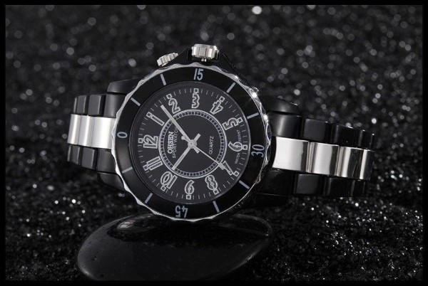 PayPayフリマ｜送料無料 新品 OHSENデザイン腕時計計ブラック/黒 超軽量モデル【2023新作ディーゼルCASIOシチズン福袋オメガ】