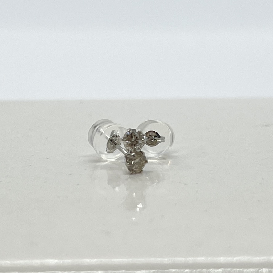 プラチナ 一粒ダイヤモンドピアス 0.1/0.1ct 計0.2ct 小粒 pt900