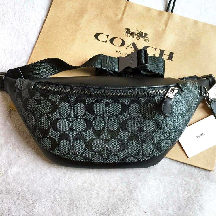 新品未開封・正規店】COACH シグネチャー キャンバス ボディーバッグ