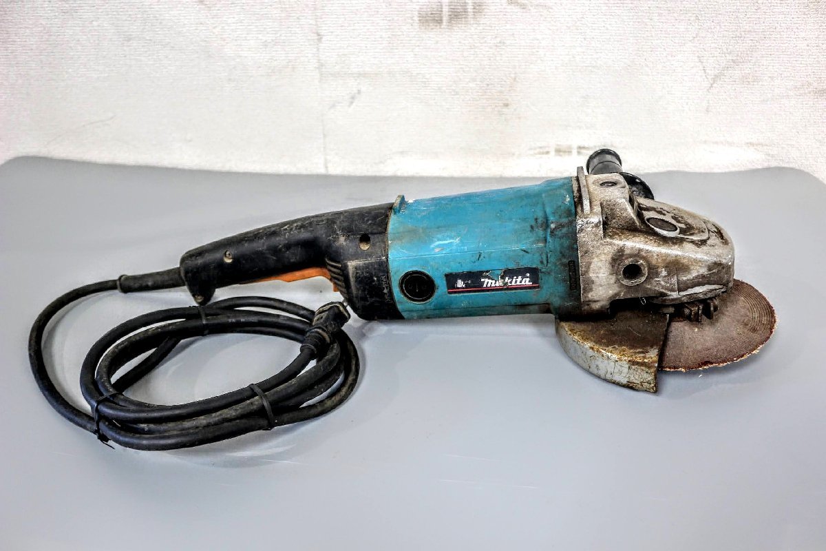 海外 マキタ makita 180mm ディスクグラインダー 9047L sarasaviya.lk