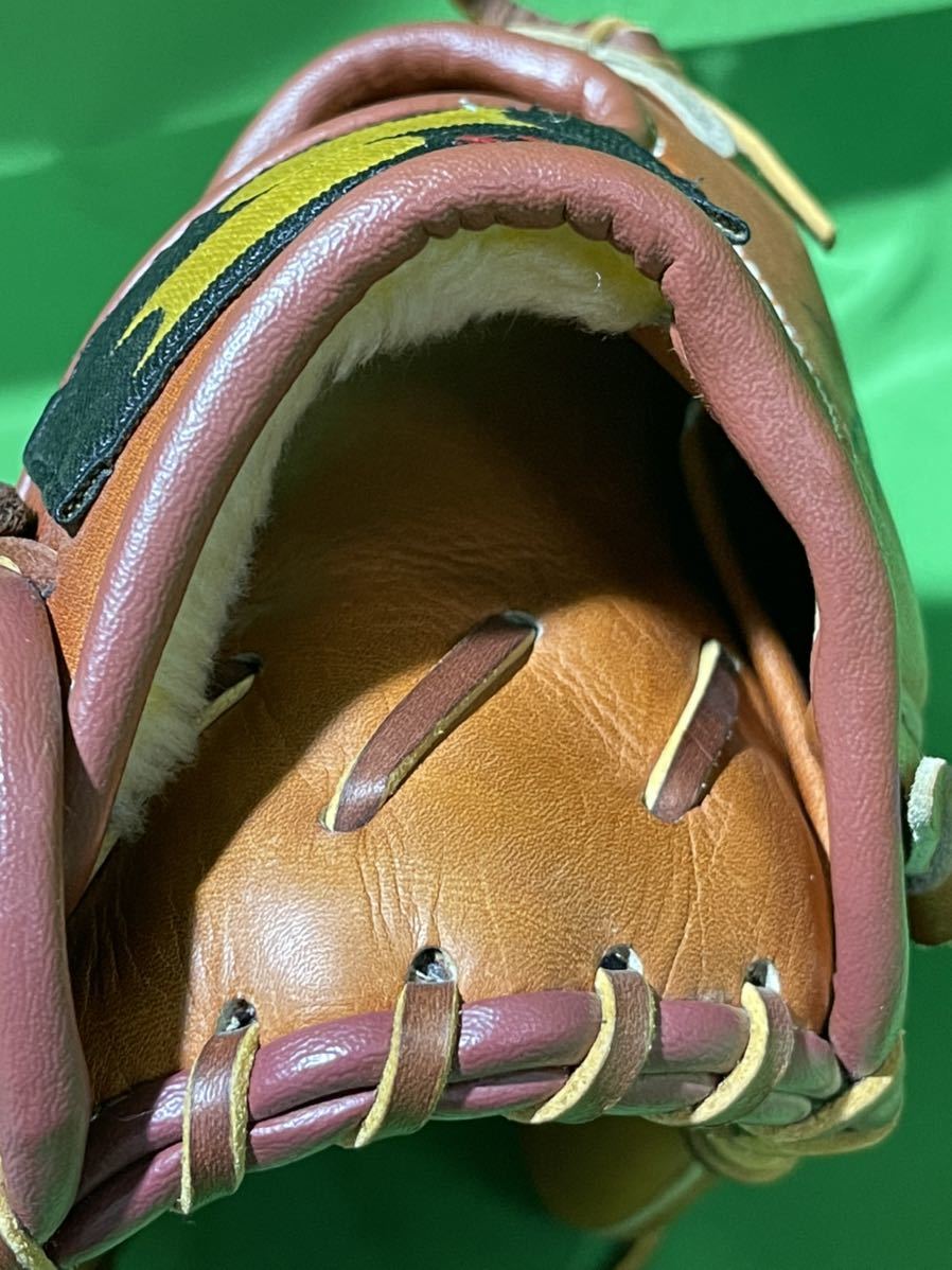 阪神タイガース 00 田中秀太選手 直筆サイン入り 実使用グラブ 阪神タイガース 00 田中秀太選手 直筆サイン入り 実使用グラブ