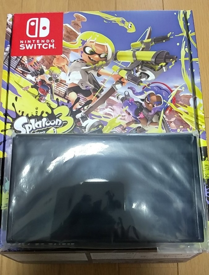 美品】Nintendo Switch スプラトゥーン3エディション 特別デザイン