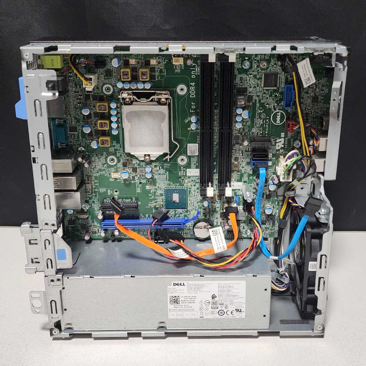 DELL Prection Tower 3420 LGA1151(C236)マザーボード 180W電源 DELL Prection Tower 3420 LGA1151(C236)マザーボード 180W電源