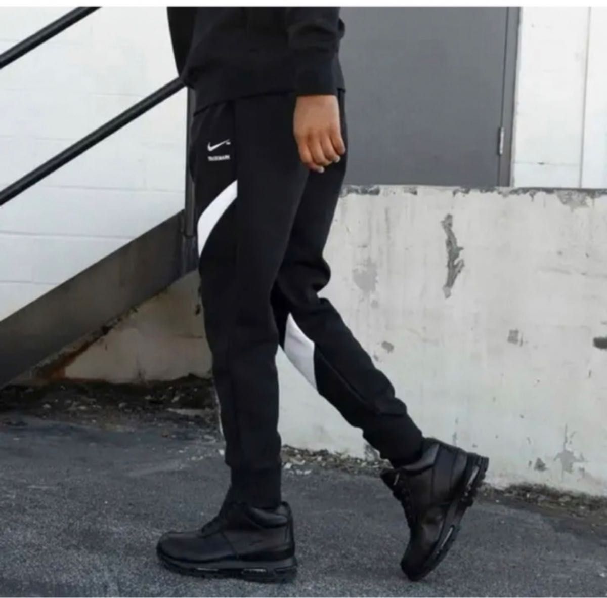 新品 ナイキ テックフリース セットアップ大人気完売品 NIKE|PayPayフリマ