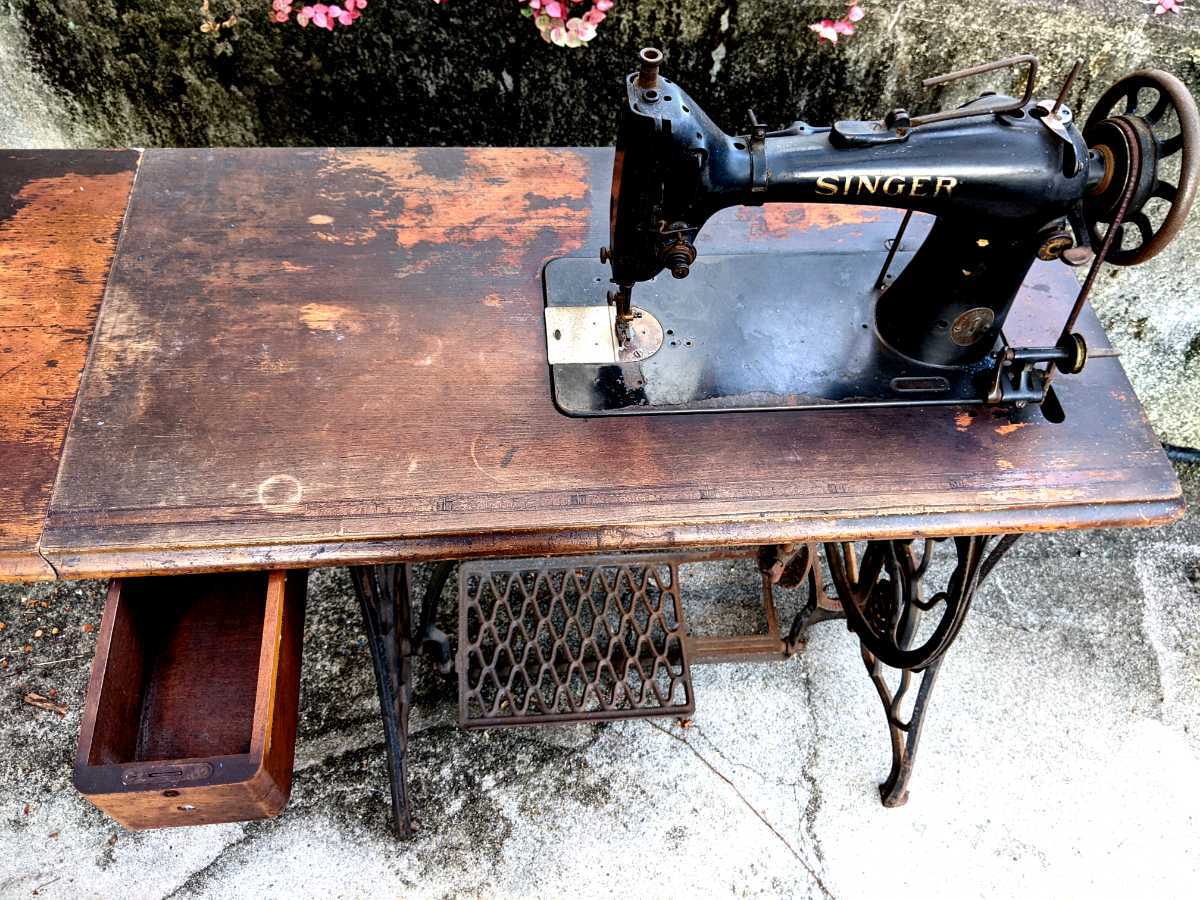  Gifu antique singer sewing machine stepping interior display Vintage antique period thing Showa Retro furniture desk table iron legs car Be 