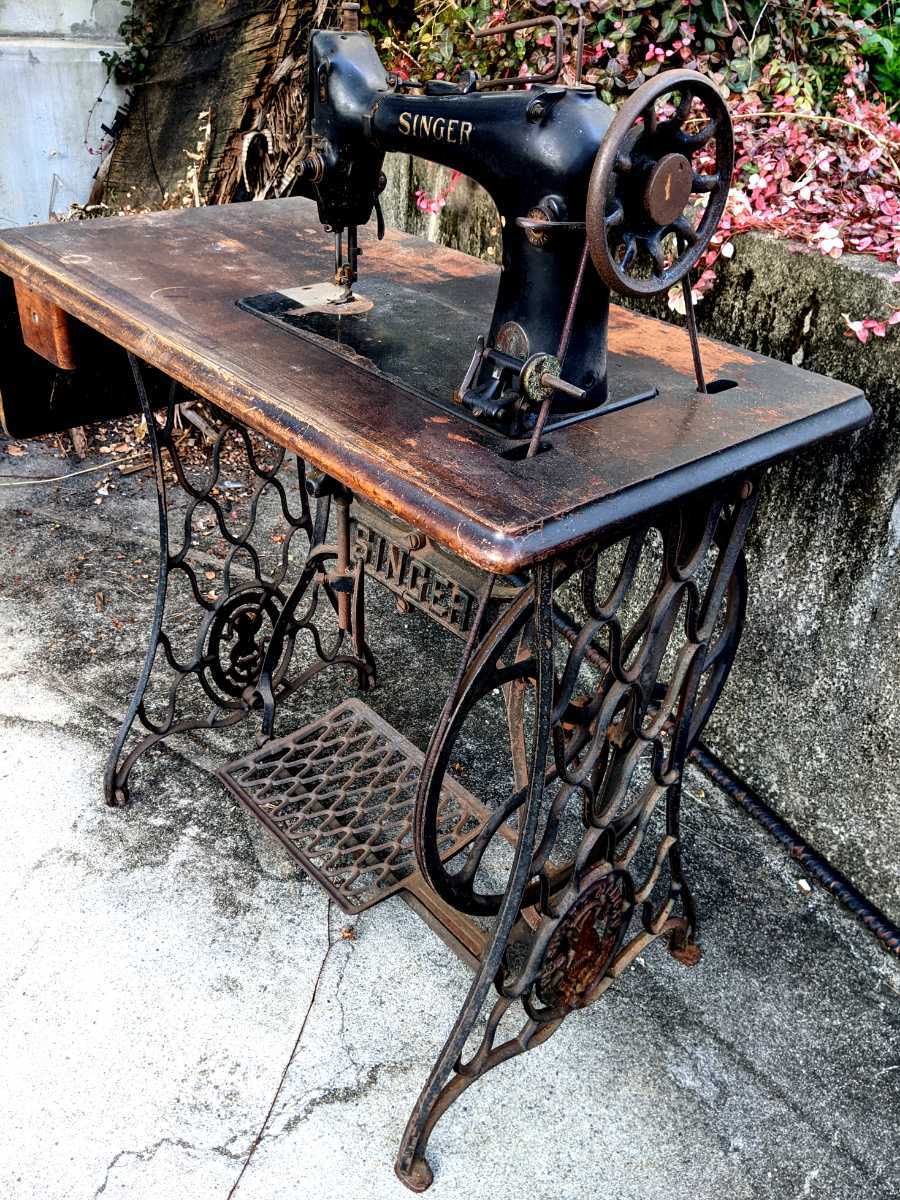  Gifu antique singer sewing machine stepping interior display Vintage antique period thing Showa Retro furniture desk table iron legs car Be 