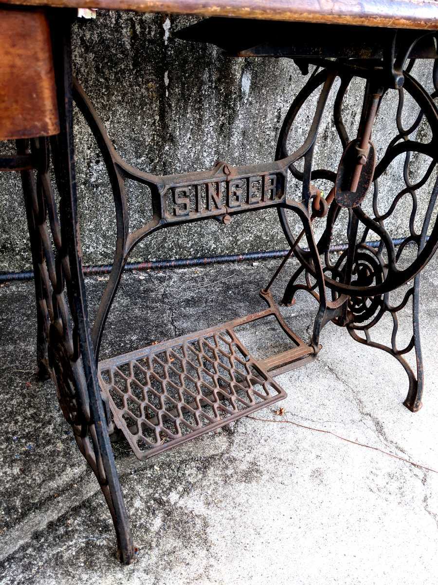  Gifu antique singer sewing machine stepping interior display Vintage antique period thing Showa Retro furniture desk table iron legs car Be 