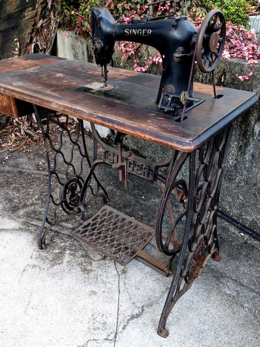  Gifu antique singer sewing machine stepping interior display Vintage antique period thing Showa Retro furniture desk table iron legs car Be 