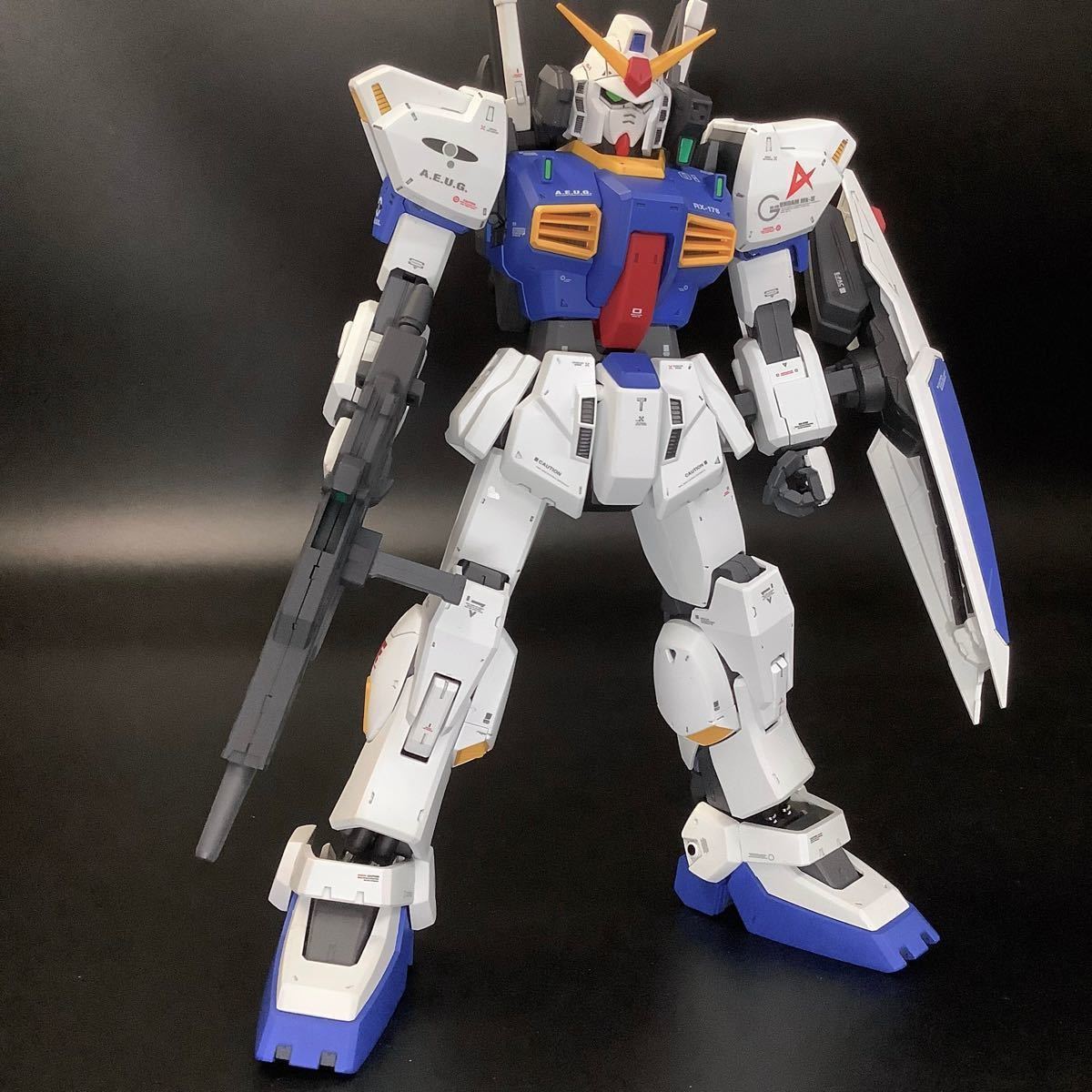 バンダイ MG 100 ガンダムMk-II Ver2.0 ティターンズ