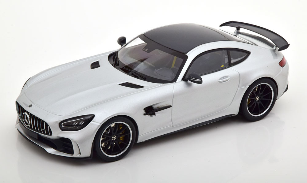 minichmaps 1/18 Mercedes Benz AMG GT R 2021 silver 　メルセデス　ベンツ　ミニチャンプス