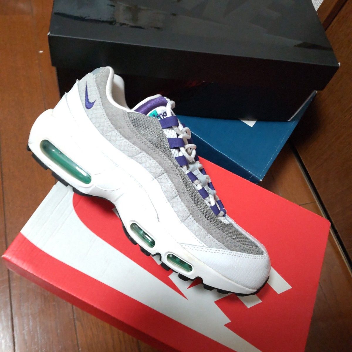 NIKE AIR MAX 95 LV8 GRAPE SNAKESKIN 28.5