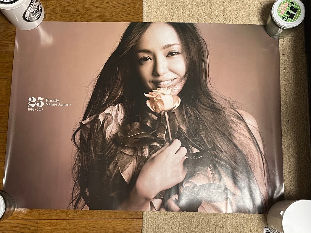 ヤフオク! - 安室奈美恵 ポスター 25周年 Finally 25 1...