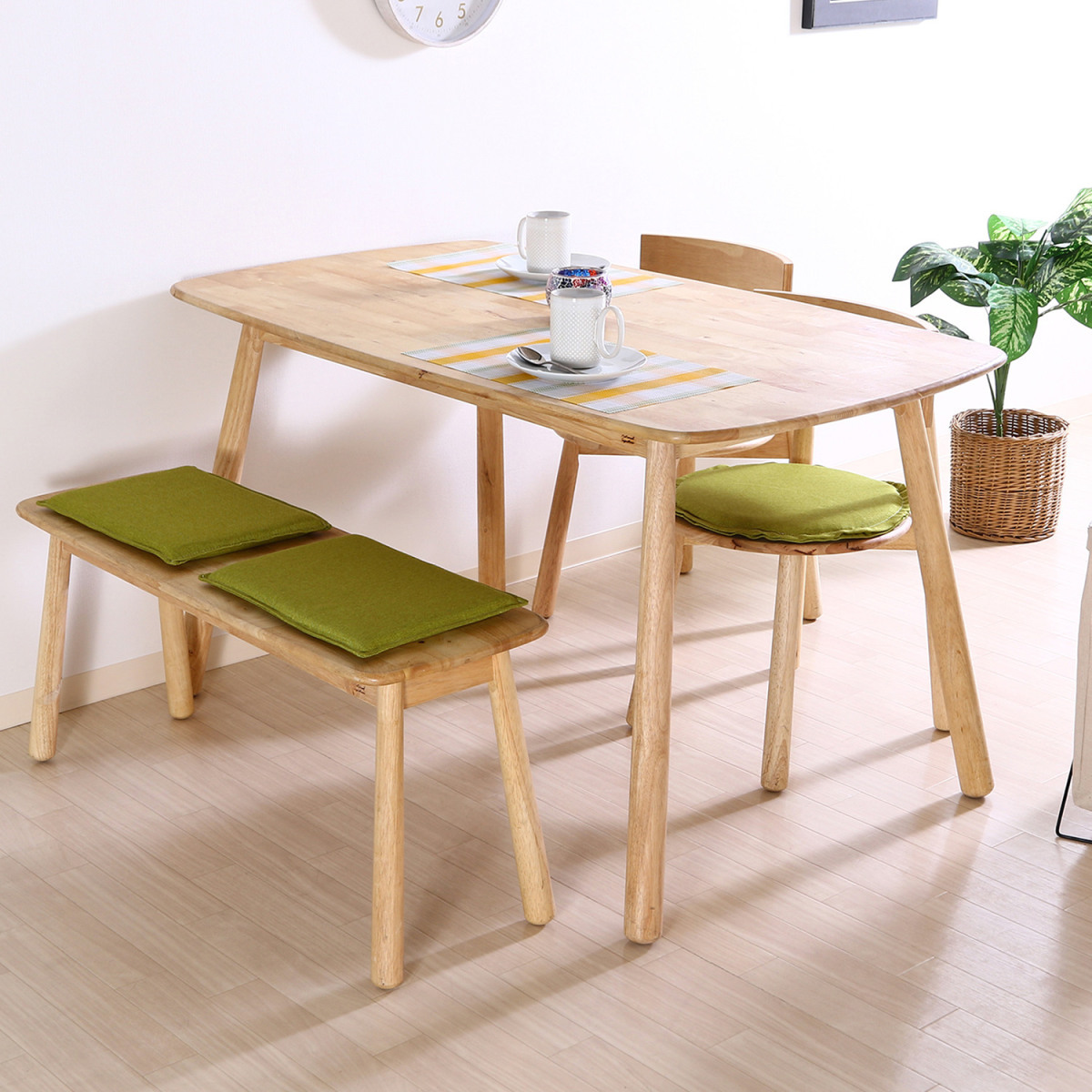 ダイニングテーブル 幅135cm ナチュラル【新品】【送料無料 ダイニングテーブル 幅135cm ナチュラル【新品】【送料無料