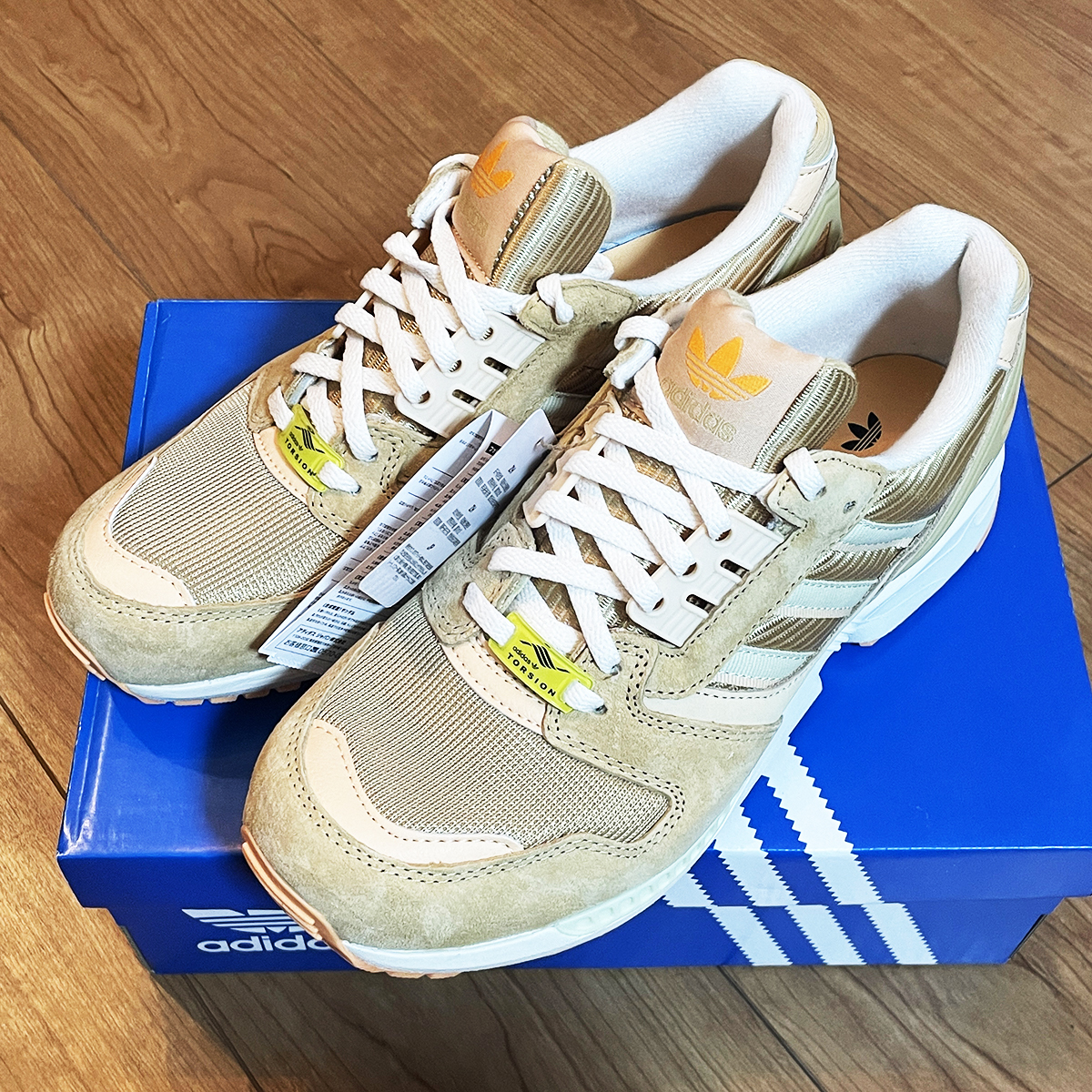 新品　ZX8000　ヘイジーベージュ　26.5 オレンジ　H02111　レザー　スエード　ナイロン　ランニング　adidas　スニーカー　BOOST　ブースト_画像1