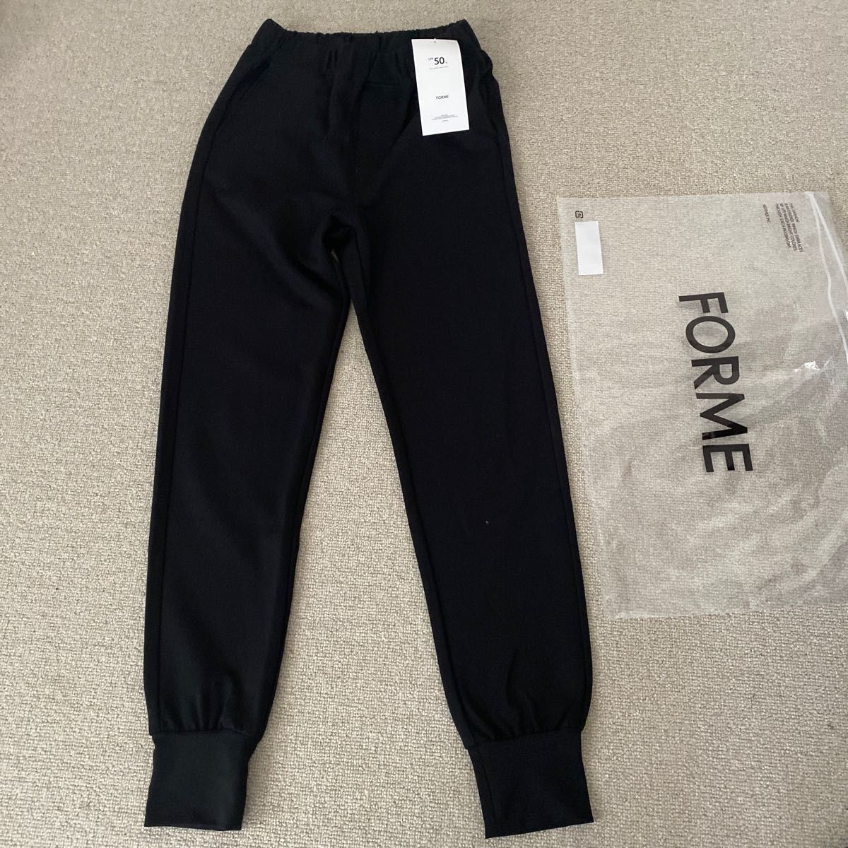 新品 FORME ジョガーパンツ サイズ1 - ruizvillandiego.com
