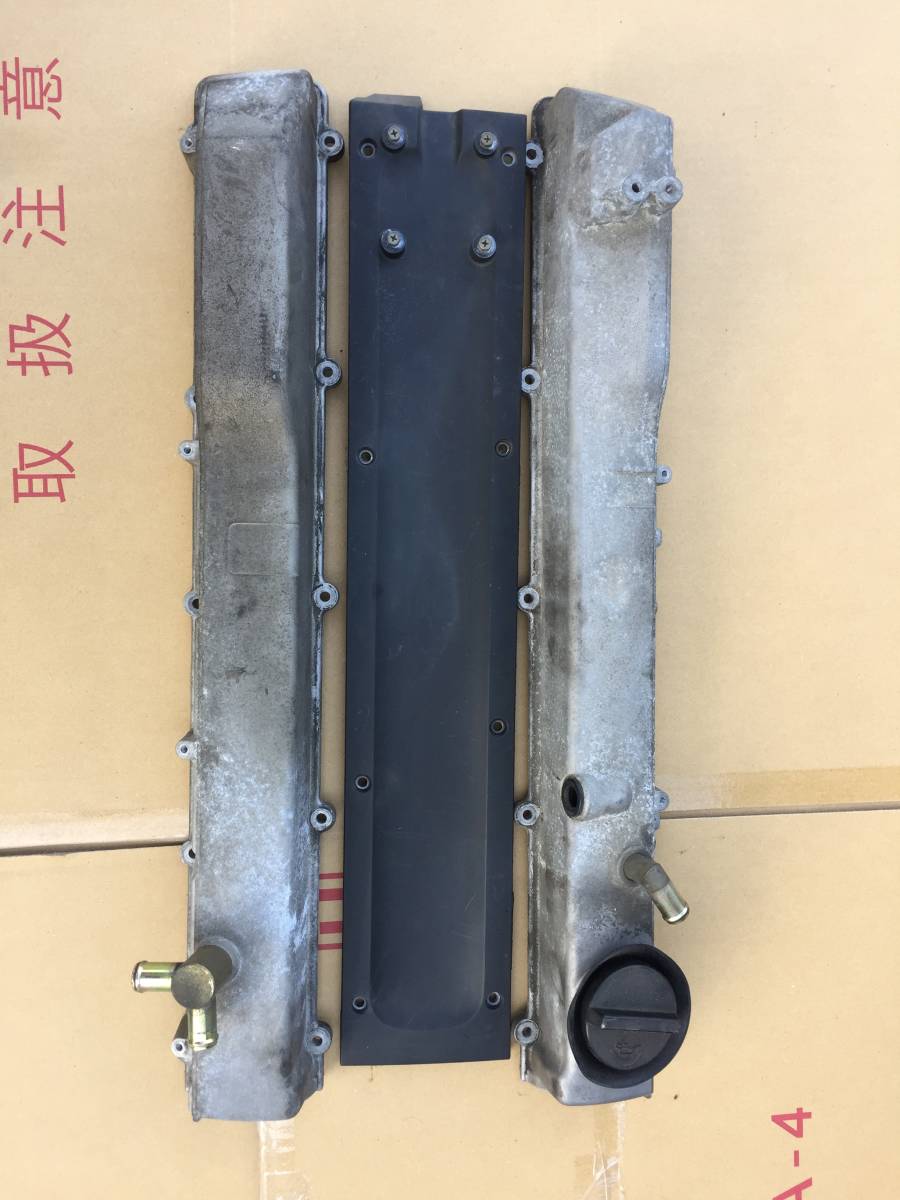 日産 RB25 ヘッドカバー 検 スカイライン r33 34 c35-
