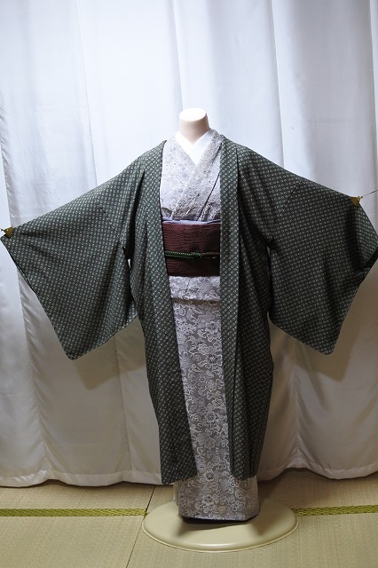 新品 お仕立て上がり 長羽織 袷 正絹 伝統工芸伊勢型 小紋 ちりめん