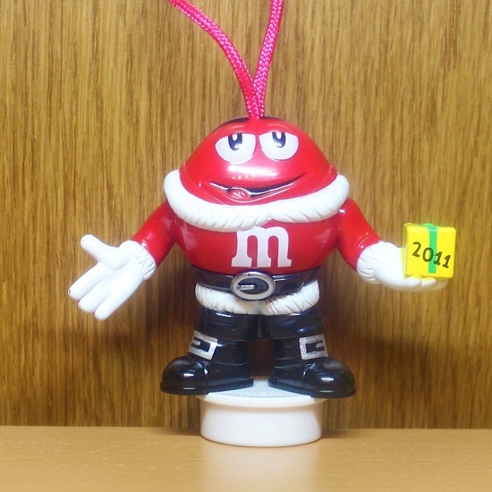  M and M z figure red present 2011 Christmas m&m m&m*s America chocolate Ame toy mi-ru toy 