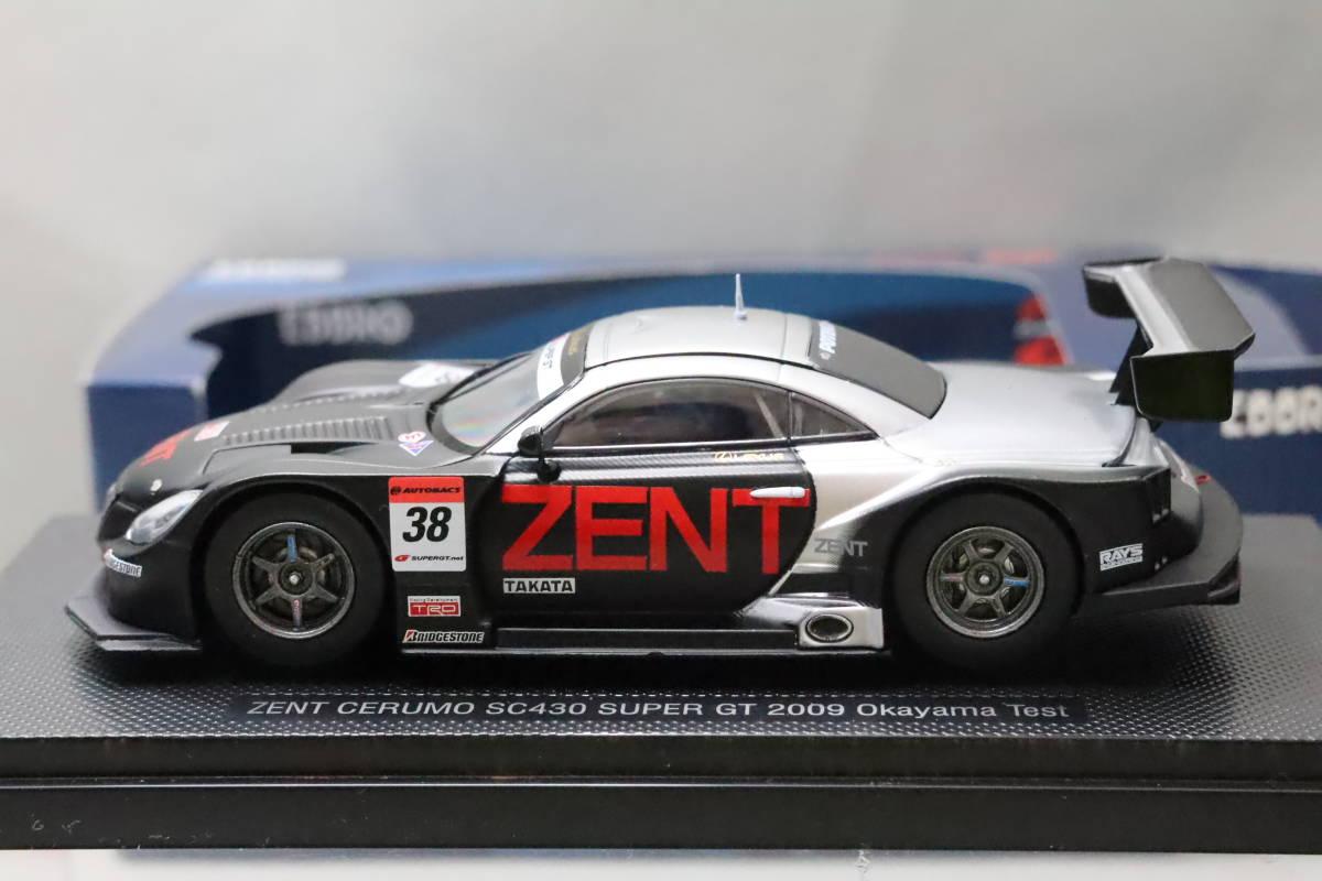 エブロ Super GT 500 ZENT セルモ SC430 岡山 テスト 2009（EBBRO Super GT 500 ZENT Cerumo SC430 Okayama Test 2009）1/43スケールの画像3