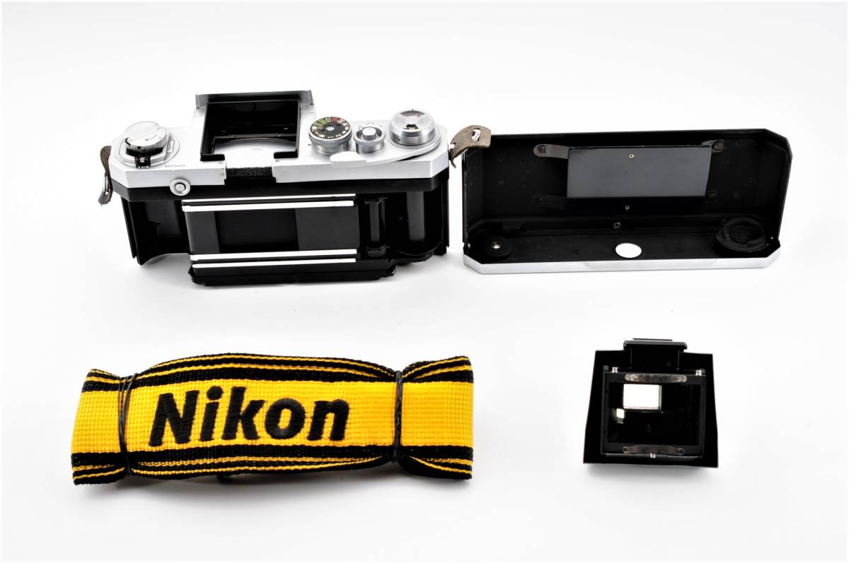 Nikon F（白）No.6787xxx-
