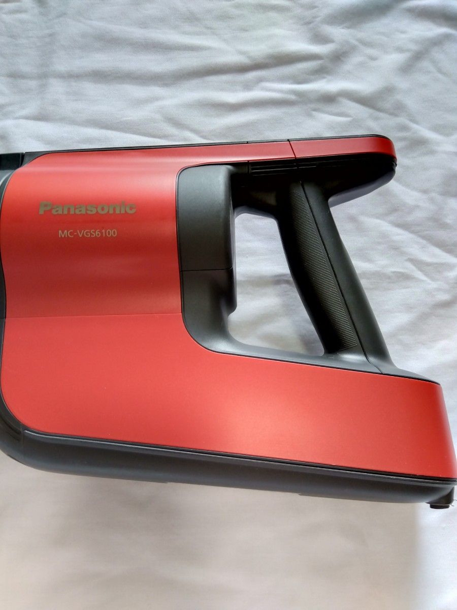 Panasonic コードレススティック掃除機 MC-VGS6100-R レッド-