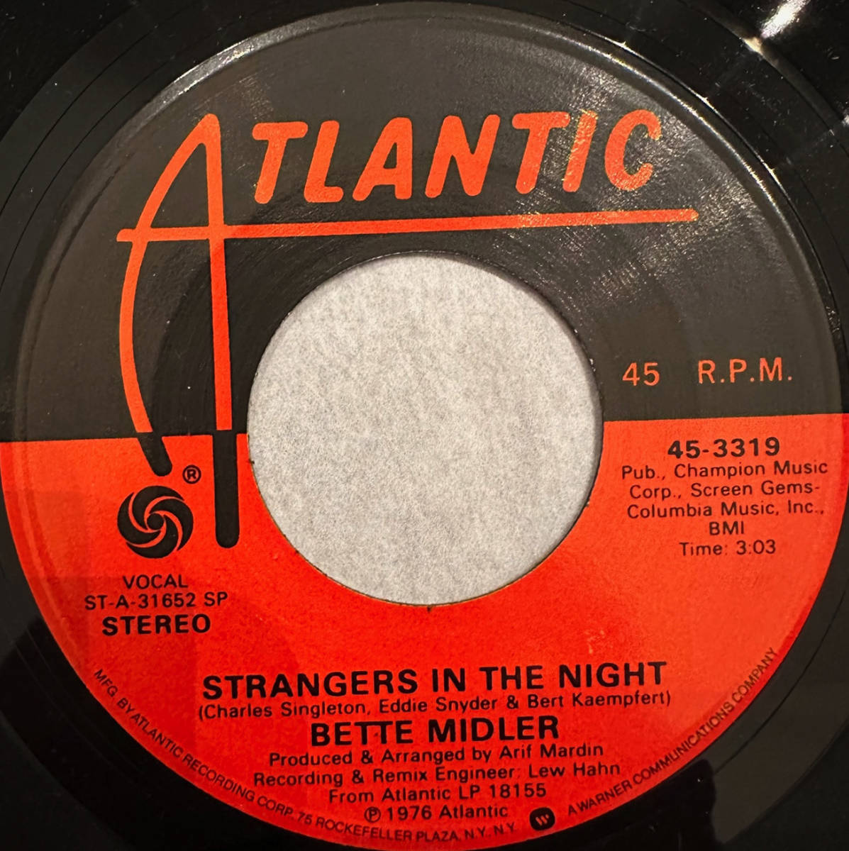 ■1976 US盤 オリジナル Bette Midler - Strangers In The Night 7”EP 45-3319 Atlantic_画像1
