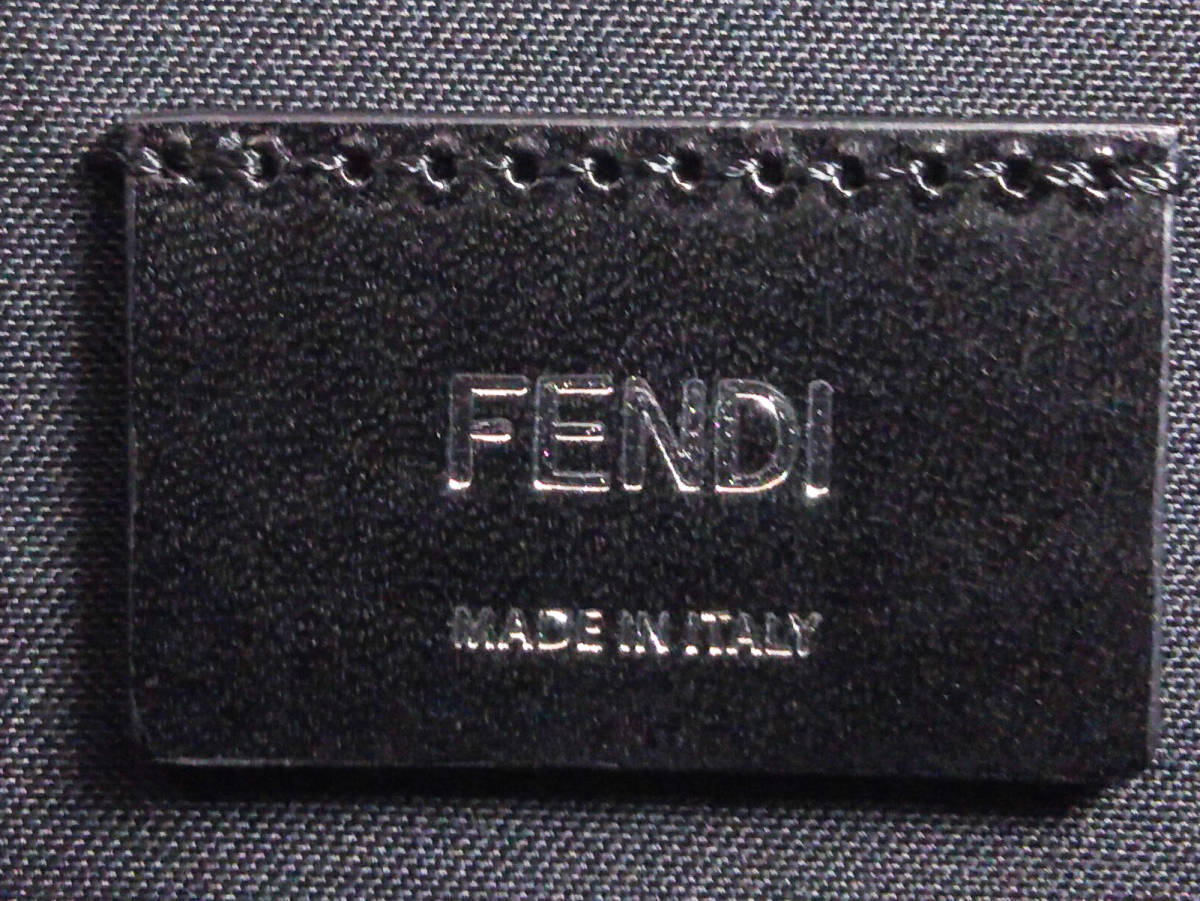 【展示未使用品】フェンディ 7V526 ボディバッグ FF FFジャガードファブリックバッグ ブラック メンズ 付属品／保存袋・カード付きFENDI_画像7