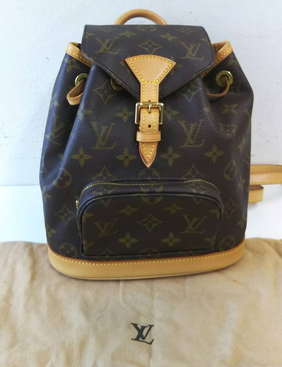 LOUIS VUITTON ODEON PM - POSITIVES, NEGATIVES, WHAT FITS AND MOD