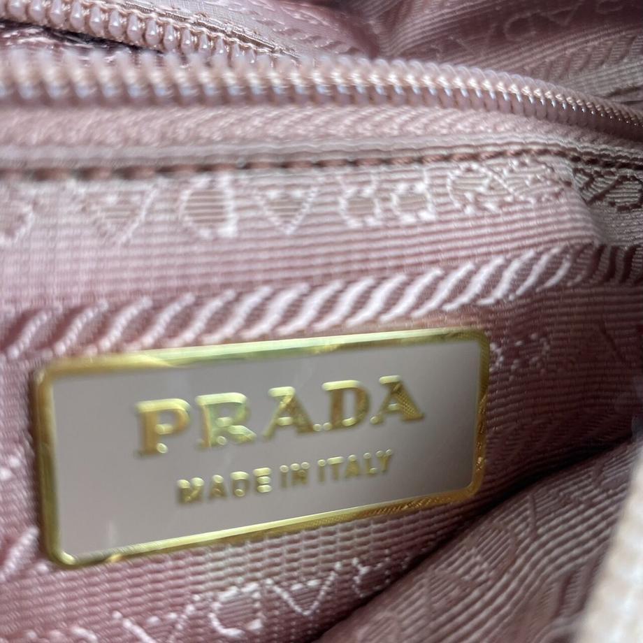 美品《PRADA》リボン 財布 ベージュ グレージュ ピンクベージュ