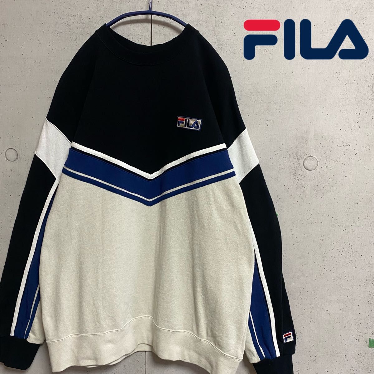 FILA/フィラ　BTS着用モデル　スウェット　トレーナー　V 刺繍ロゴ　ユニセックス　古着　フリーサイズ