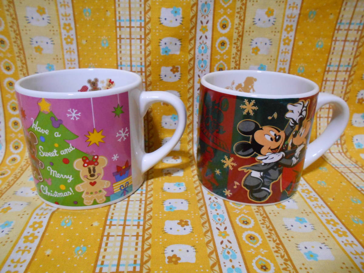 ♪ディズニー美品東京ディズニーリゾートクリスマス2009陶器製カップ＆ディズニーシーハーバーサイドクリスマス2007陶器製マグカップ_画像1