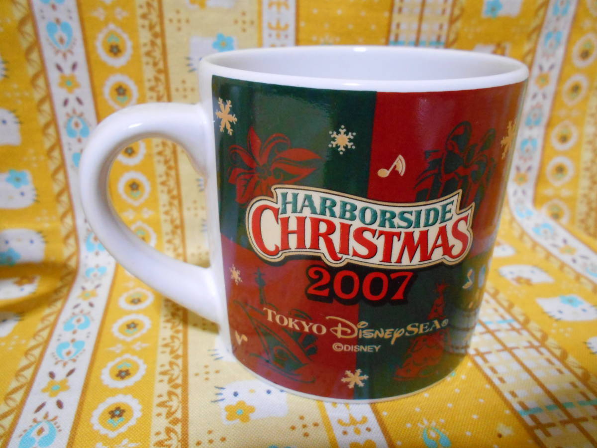 ♪ディズニー美品東京ディズニーリゾートクリスマス2009陶器製カップ＆ディズニーシーハーバーサイドクリスマス2007陶器製マグカップ_画像7