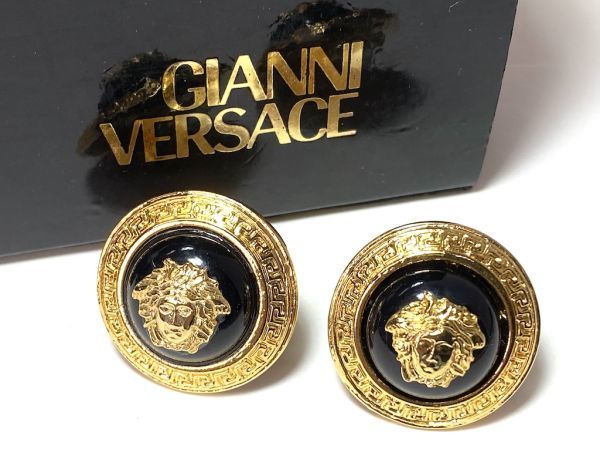 本物新品保証】 希少❣️ヴェルサーチ イヤリング ヴィンテージ GIANNI