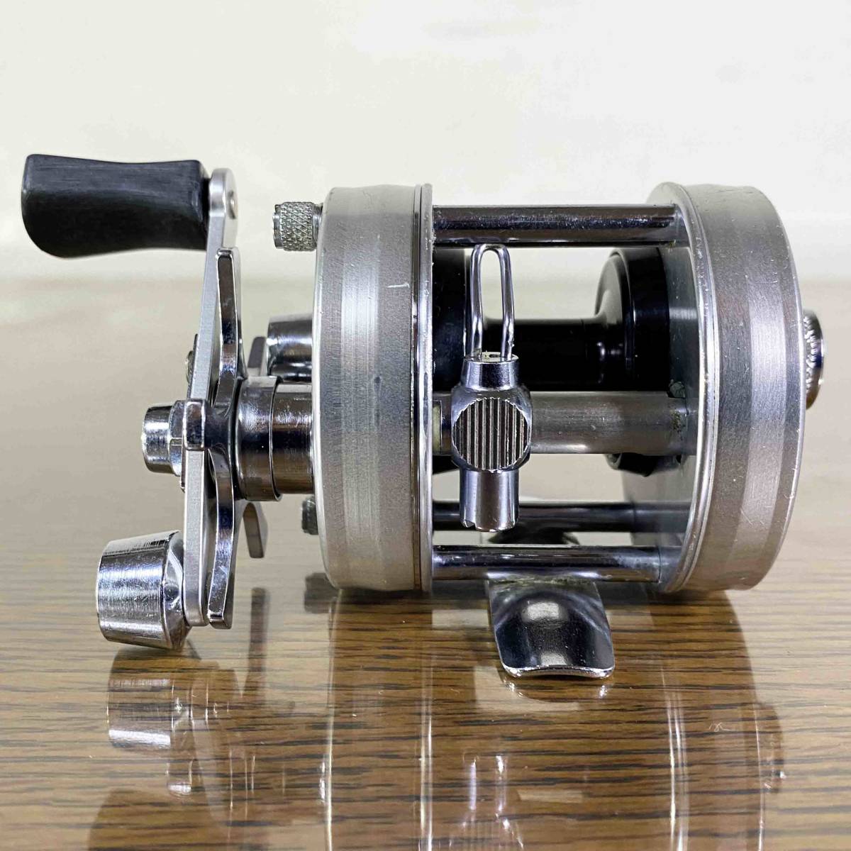 分解整備済】美品 希少 アブガルシア 1500C 771000 Abu Garcia 分解整備済】美品 希少 アブガルシア 1500C 771000 Abu Garcia