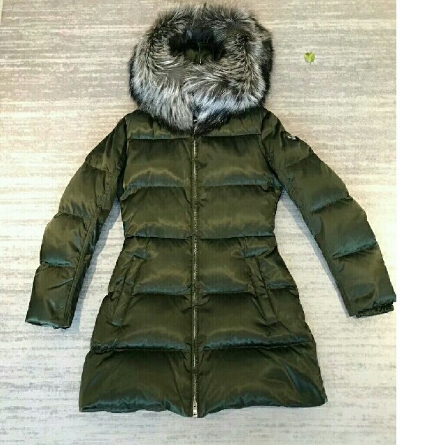 ☆プラダ☆PRADA☆ファー付ダウンロングジャケット(コート)カーキ38