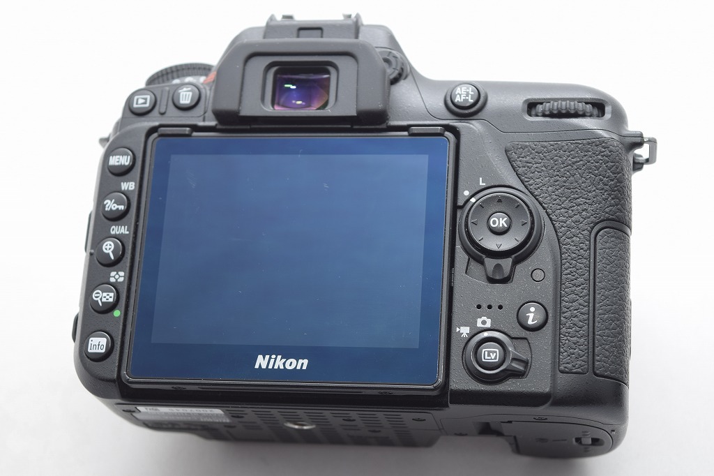 美品☆Nikon ニコン D7500 ボディ☆ショット数約11000回
