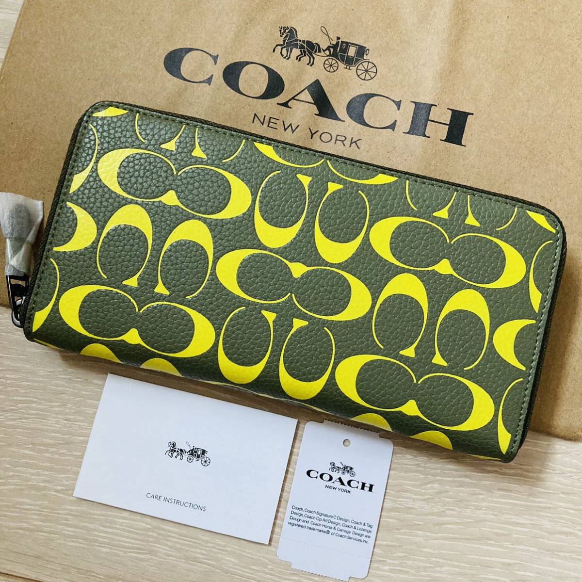 COACH コーチ長財布財布 グリーン緑アコーディオン ラウンドジップ