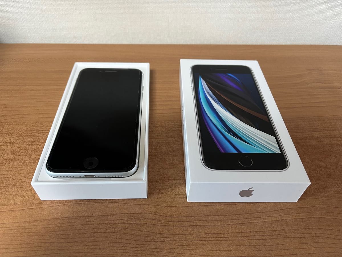 ドコモで】 iPhone - iPhone SE2 128GB ホワイト新品未使用の通販 by ...
