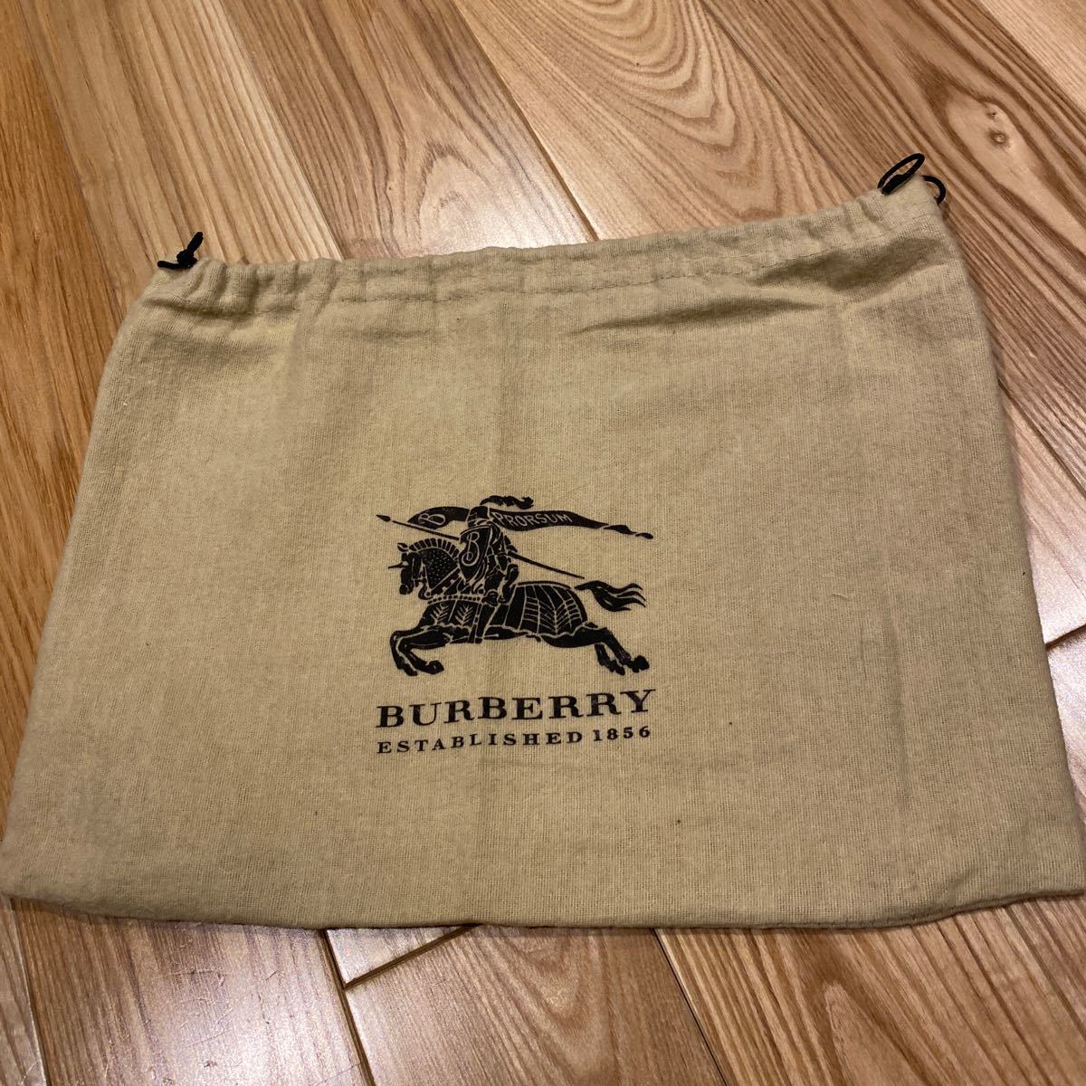 Burberry バーバリー   iPadケース   収納袋付き