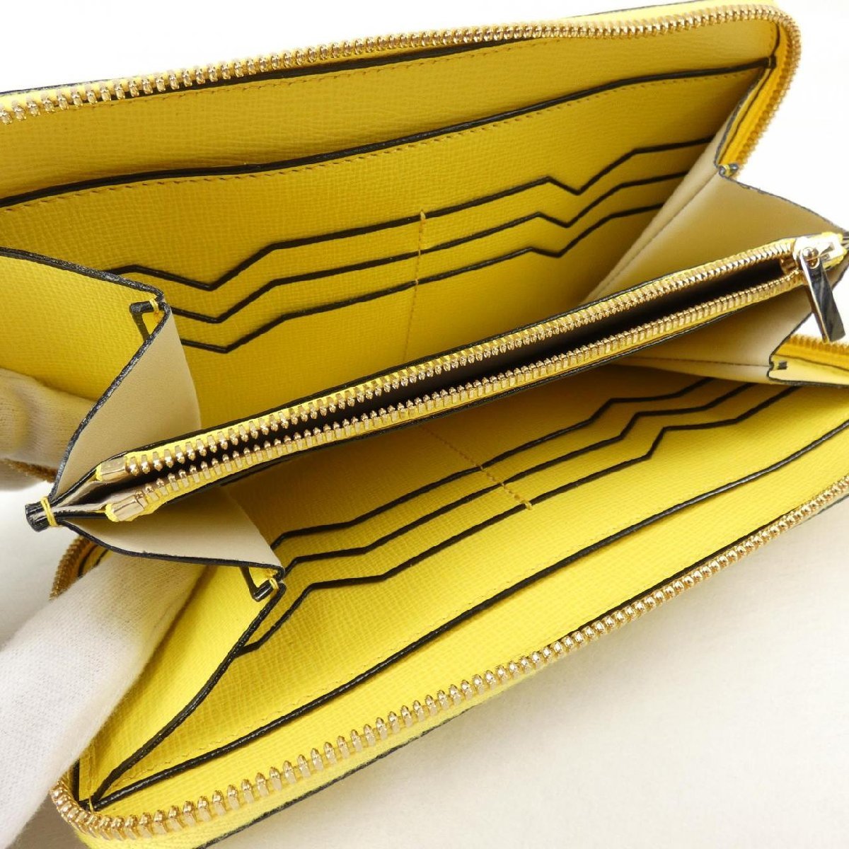 ヴァレクストラ VALEXTRA WALLET | procomm.ca